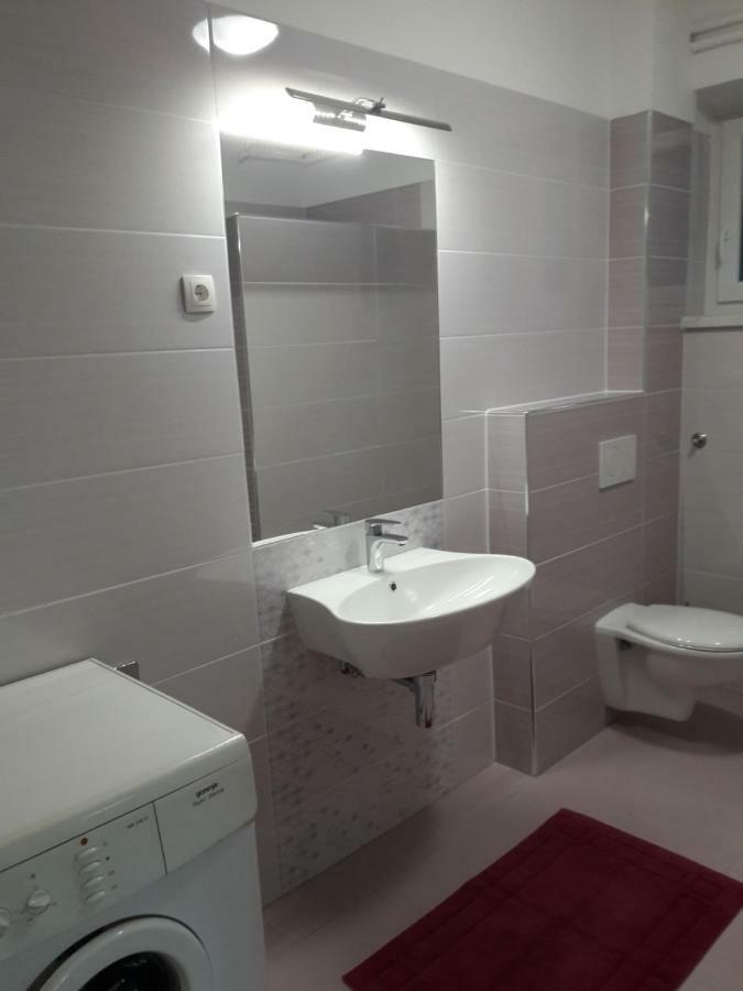 Apartments And Rooms Knez Порторож Екстер'єр фото